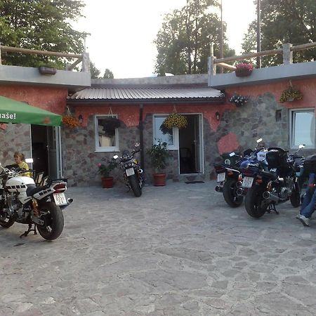 קולאסין Private Accommodation Lidija Rakocevic מראה חיצוני תמונה